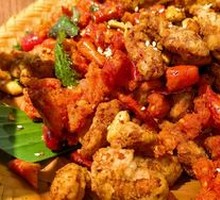 Crispy Pepper Stir-Fried Chicken Tendons