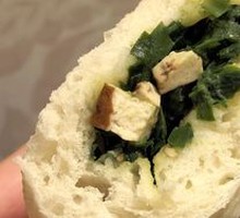 Leek and Tofu Skin Stir-fry