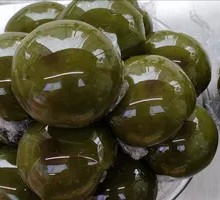 Green rice ball