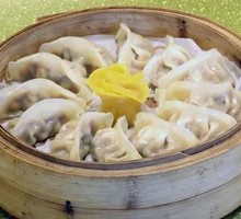 Fresh Pork and Corn Steamed Dumplings