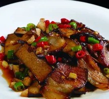 Fried Pork with Tofu Skin