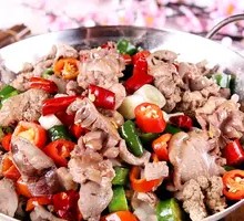 Spicy Fragrant Chicken in Dry Pot