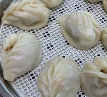 Willow Leaf Steamed Dumplings