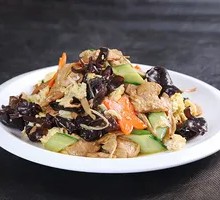 Cucumber and Black Mushroom Pork Rice Bowl