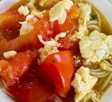 Tomato and Egg Noodles