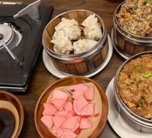 Steamed Pork Intestines with Rice Flour