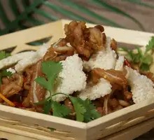 Crispy Pork Ribs with Rice Crackers