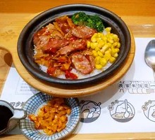 Spicy Braised Bamboo Shoots and Smoked Sausage Pot