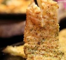 Grilled Potato on Iron Plate
