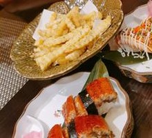Grilled Cheese Salmon Hand Roll