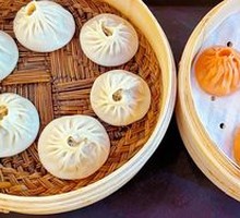 Crab Roe Soup Dumplings