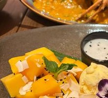 Mango Sticky Rice with Ice Cream