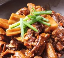 Wild Lotus Root Braised Old Duck