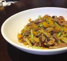 White Pepper Stir-fried Pig's Tripe