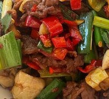 White Chili Stir-Fried Beef
