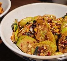 Pan-fried Earth Cucumber