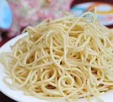 Hot Dry Noodles