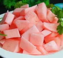 Crimson Pickled Radish