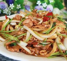 Scallion Stir-Fried Lamb