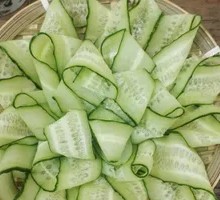 Kung Fu Cucumber Slices