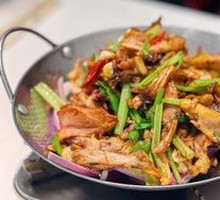 Spicy Pot-Steamed Chicken