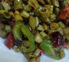 Sour Pickled Beans with Pig Liver