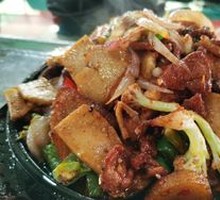 Grilled Beef on Iron Plate