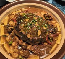 Fresh Dendrobium and Old Softshell Turtle Stew