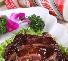 Sauce-Flavored Duck Leg Rice