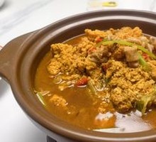 Stewed Fish Offal in Clay Pot