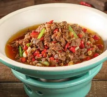 Stir-Fried Beef with Yellow Onion