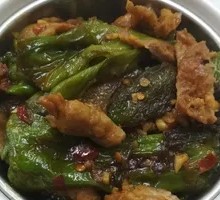 Braised Pork with Tiger Skin Peppers