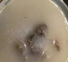 Pig's stomach soup