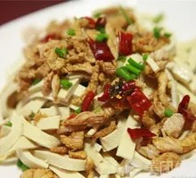 Stir-Fried Pork and Tofu Skin Rice Bowl