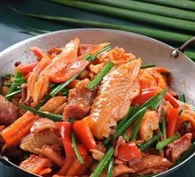 Spicy Pot-Steamed Chicken