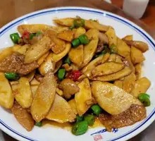 Stir-Fried Mountain Yam with Flavor
