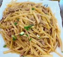 Shredded Pork with Potatoes