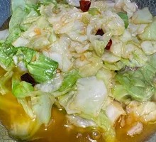 Spicy Pot-Braised Cabbage