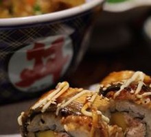 Fresh Mango Cheese Roll Sushi