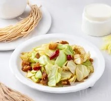 Fried Pork Crumbs with Cabbage