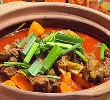 Braised Lamb with Red Sauce