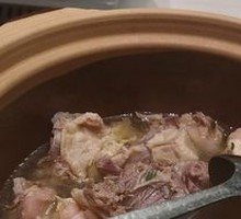Clay Pot Chicken Soup with Local Ingredients