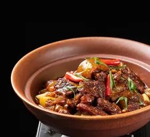 Clay Pot Beef Shank