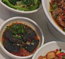 Stir-Fried Beef with Yellow Onion