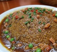 Fried Beef with Rice Crackers