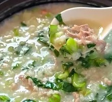 Vegetable and Minced Pork Porridge