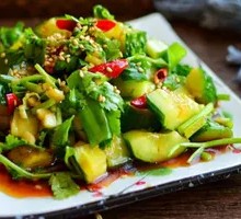 Knife-Pounded Cucumber