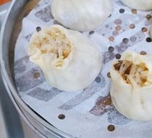 Heavy Oil Steamed Dumplings