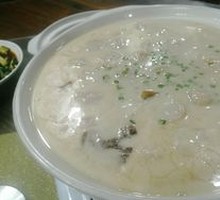 Enshi Cured Pork Leg Stewed with Potatoes