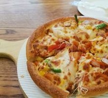 New Orleans Grilled Chicken Pizza